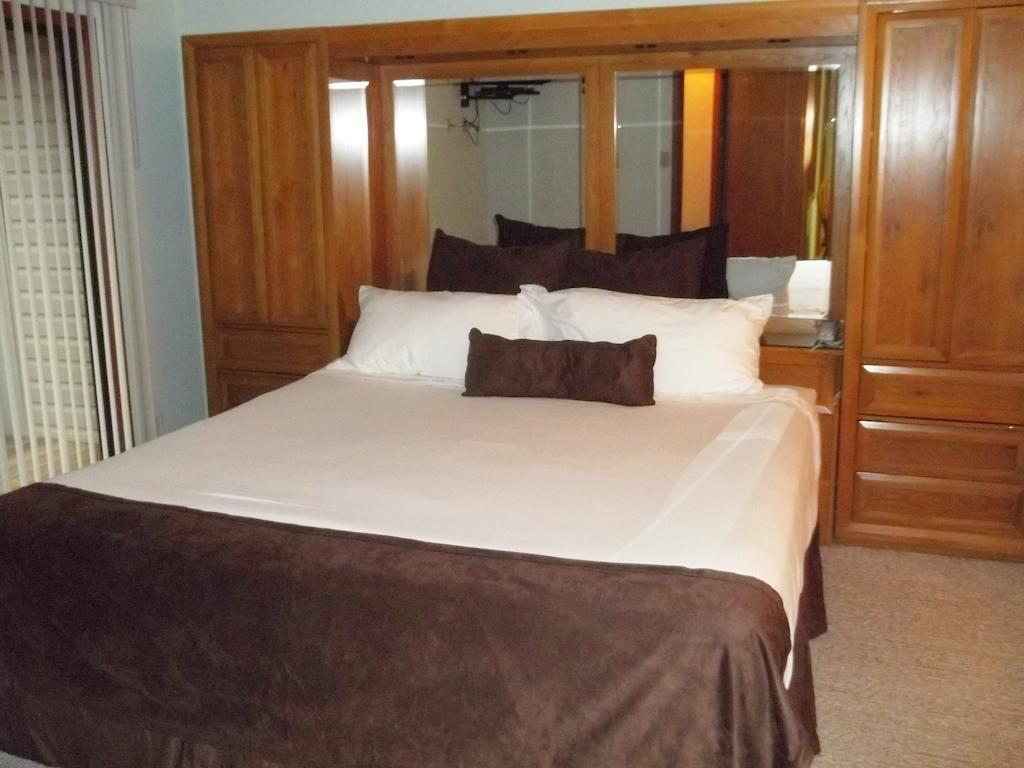 Hotel Fairways Of The Mountain à Lake Lure Extérieur photo