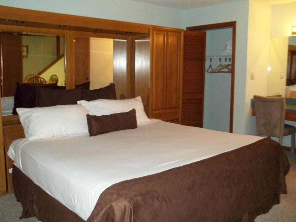 Hotel Fairways Of The Mountain à Lake Lure Chambre photo